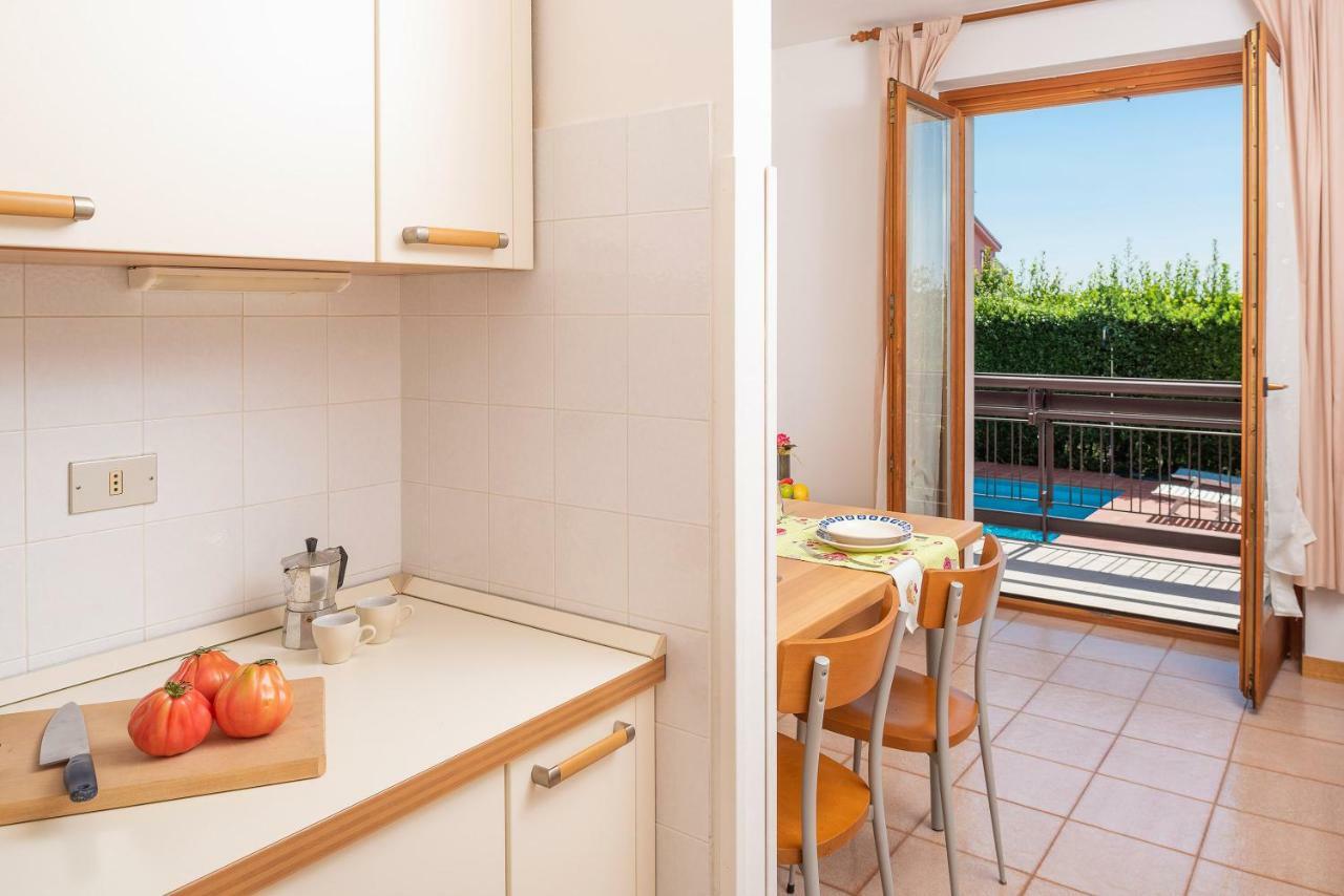Casa Claire Apartment Бардолино Екстериор снимка