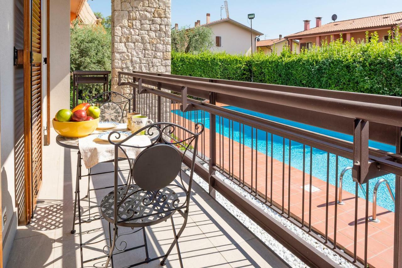 Casa Claire Apartment Бардолино Екстериор снимка