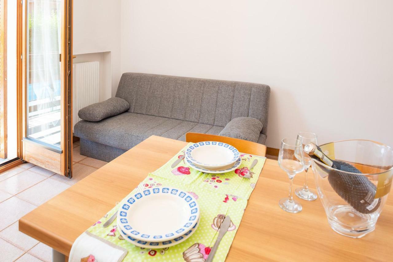 Casa Claire Apartment Бардолино Екстериор снимка