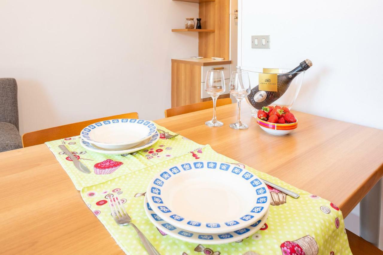 Casa Claire Apartment Бардолино Екстериор снимка